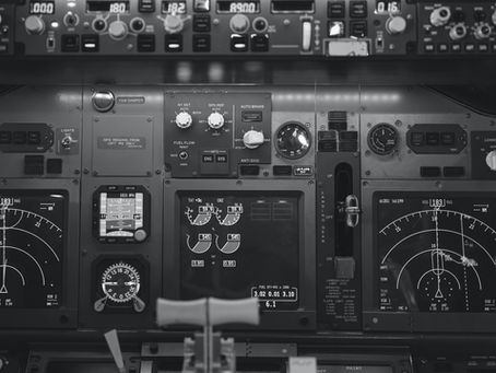 Is colour really necessary in the commercial cockpit for safe flight operations?