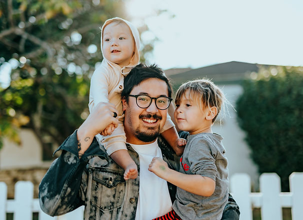 Happy Family who needs ACA Insurace