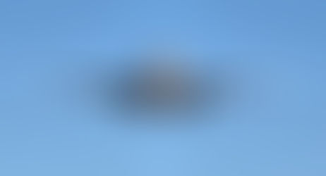 Despido improcedente de trabajador extranjero tras haberse ido a su país por el entierro de su padre