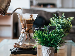 Cómo Preparar el Café Perfecto en Casa: Consejos de un Barista