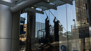 Can Office Cleaning Services Help Improve Employee Productivity Levels?
