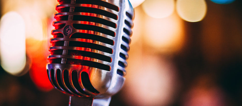 Kreativa virtuella assistenter: Kan AI skriva poesi och musik?