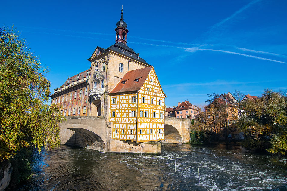 Image by Siegfried Poepperl