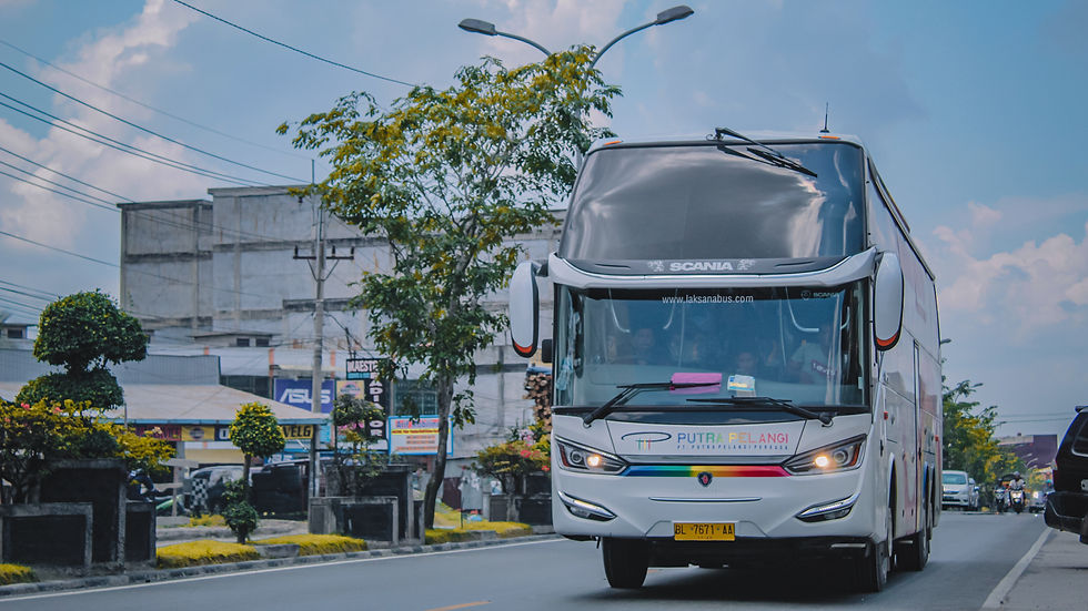 Crossing colombia to ecuador by bus
