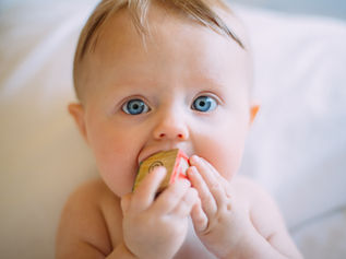 Baby Photo Ideas for Every Month of the First Year