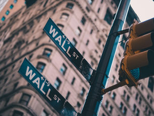 Wall Street: How One Street Competes with Global Financial Hubs to Move Capital Worldwide