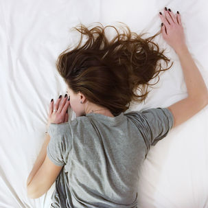 perimenopause fatigue, perimenopause and fatigue, perimenopause exhaustion, sudden crashing fatigue female