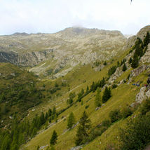 La geografÃa emocional: cómo los paisajes moldean la identidad de quienes los habitan