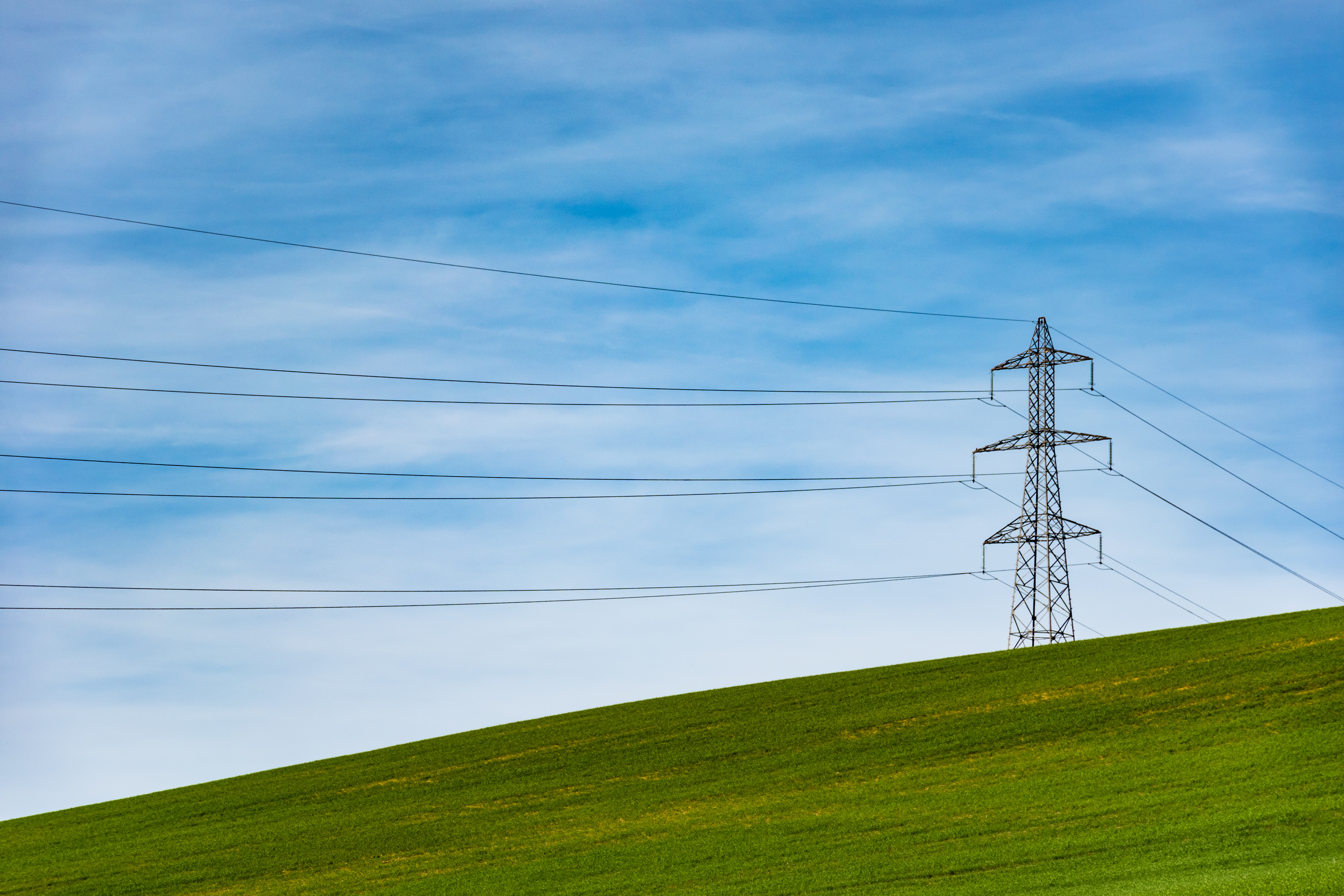 Demanda global de energía eléctrica crecerá con fuerza en 2025, con México y EE.UU. como motores clave