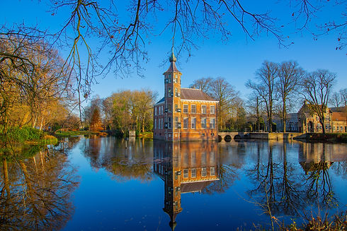 Image by Frans Koning