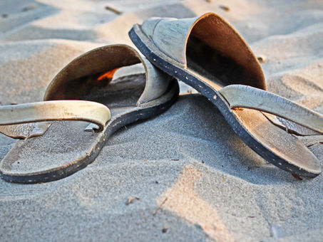 15th Sunday of Ordinary Time (Ages 9-12): Sandals and Staff