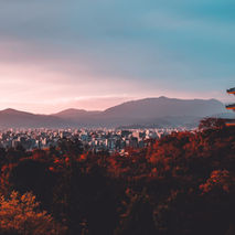Vibrant Tokyo, traditional Kyoto, gourmet Osaka. Japan is a signature destination, ideal for a honeymoon or a first-time visit to Asia.