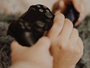 Understanding Video Game Addiction: Signs, Causes, and Solutions