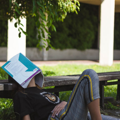 HOW TO FOCUS ON STUDIES? (in an effective way)
