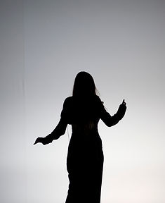 Image by Reno Laithienne