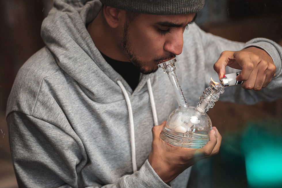Good Glass Matters: A Guide to Bongs, Pipes, Bowls & Better Sessions