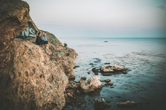 Image by Tim Mossholder