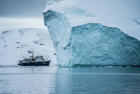 Image by Hubert Neufeld