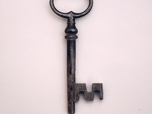 A key, representing the keys to maximizing results with your stewardship consultant in your church capital campaign.