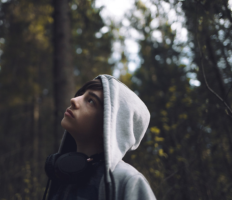 Séance pour jeunes, manque de confiance en soi, stress, examens, complexes, phobie scolaire ou encore troubles du sommeil