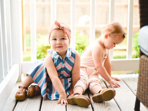 10 Ways to Keep a Toddler Amused