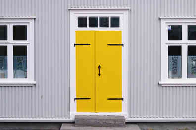 Door installation