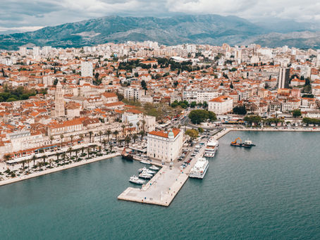 Travel to Split with a dog — pet-friendly sights, walking tours and hotels