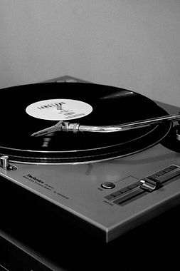 Image of a Phonograph Record by Kelsey He