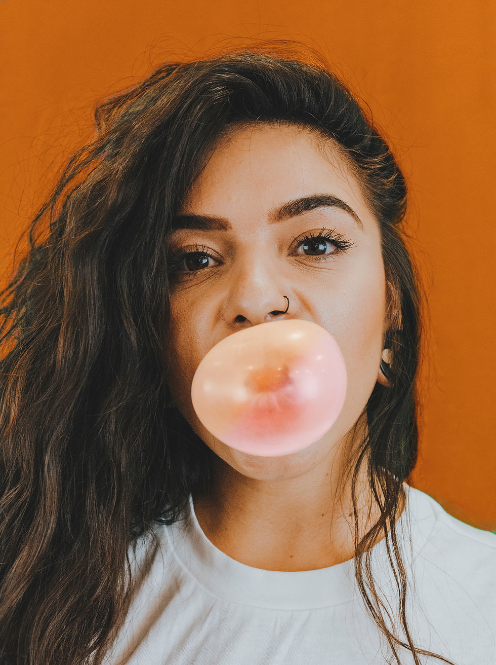 Girl chewing gum