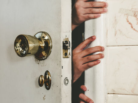 Building a Horror Writing Routine: How to Summon the Muse (and Keep Her Screaming)