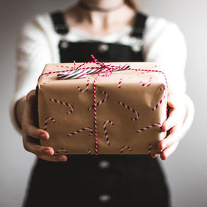 Holiday Gift Guide for New & Expectant Parents