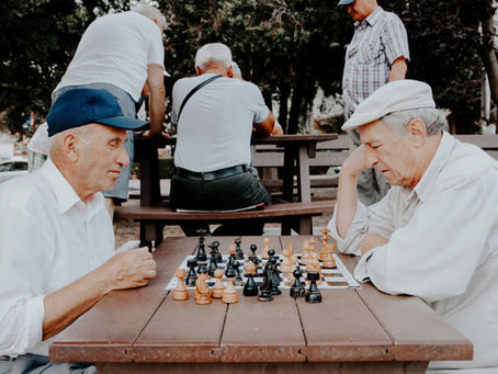 MOVING A PARENT TO ASSISTED LIVING: 12 STRATEGIES TO EASE THE TRANSITION