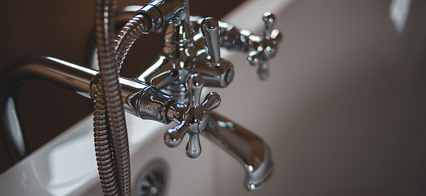 Image by Erik Mclean