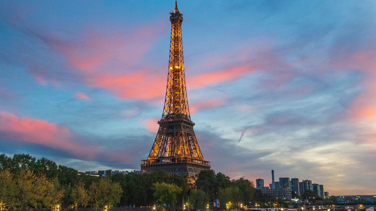 Nanny bilingue Magic Nannies avec une famille à Paris