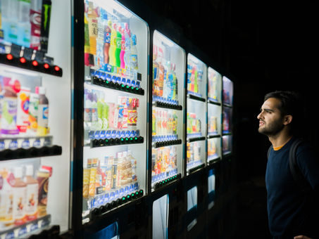 Starting a Vending Machine Business: 2022’s Best Side Hustle