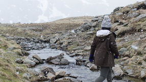 Reaching a Goal is Like Crossing a River
