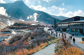 Image by Akira Deng