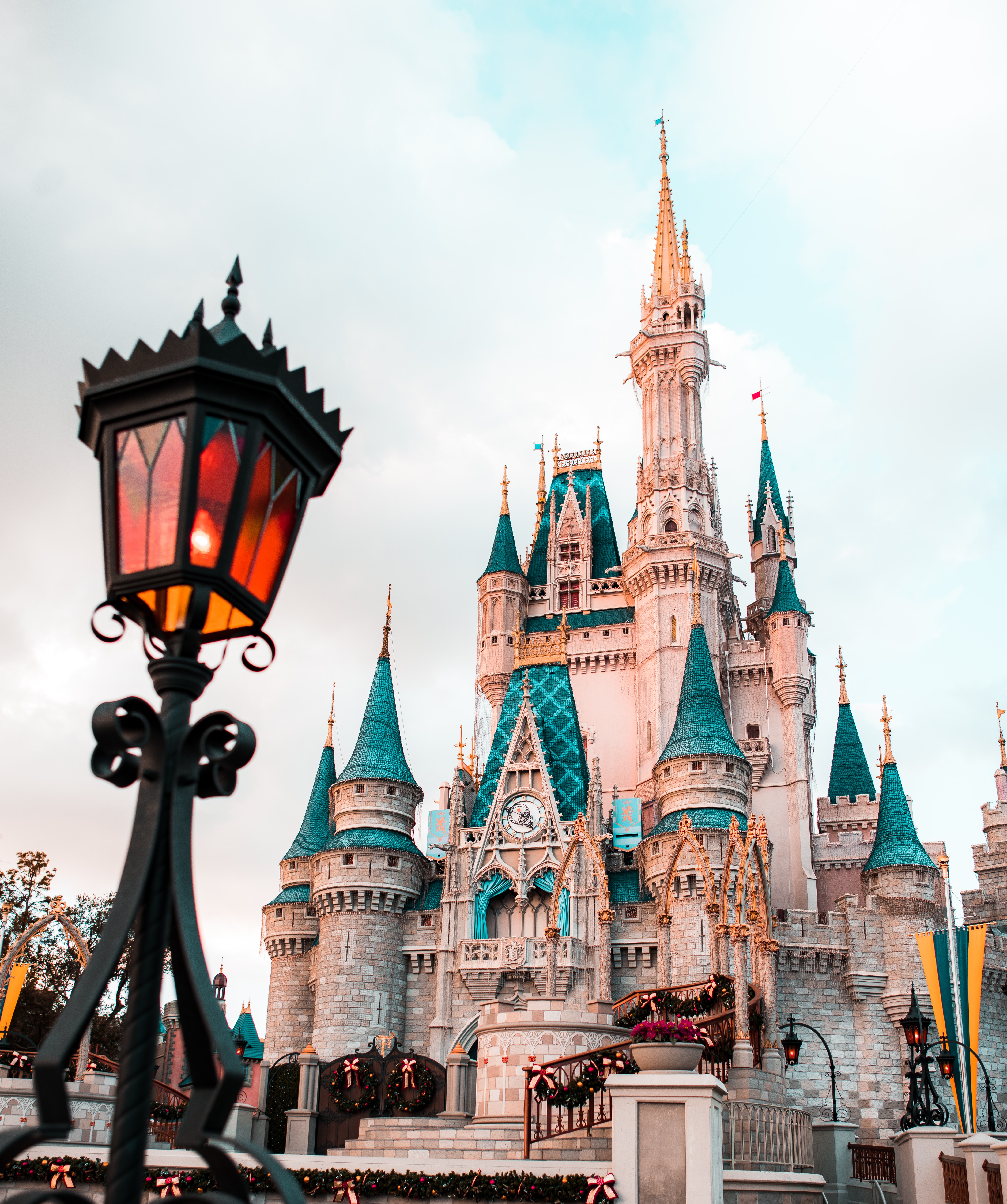 DISNEYLAND