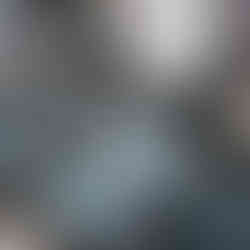 tarot cards and candles 