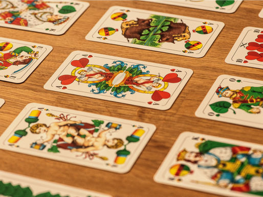 How to read playing cards for divination