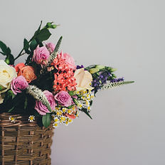 Creativity abounds in our floral design workshops. There's a floral design workshop near you!