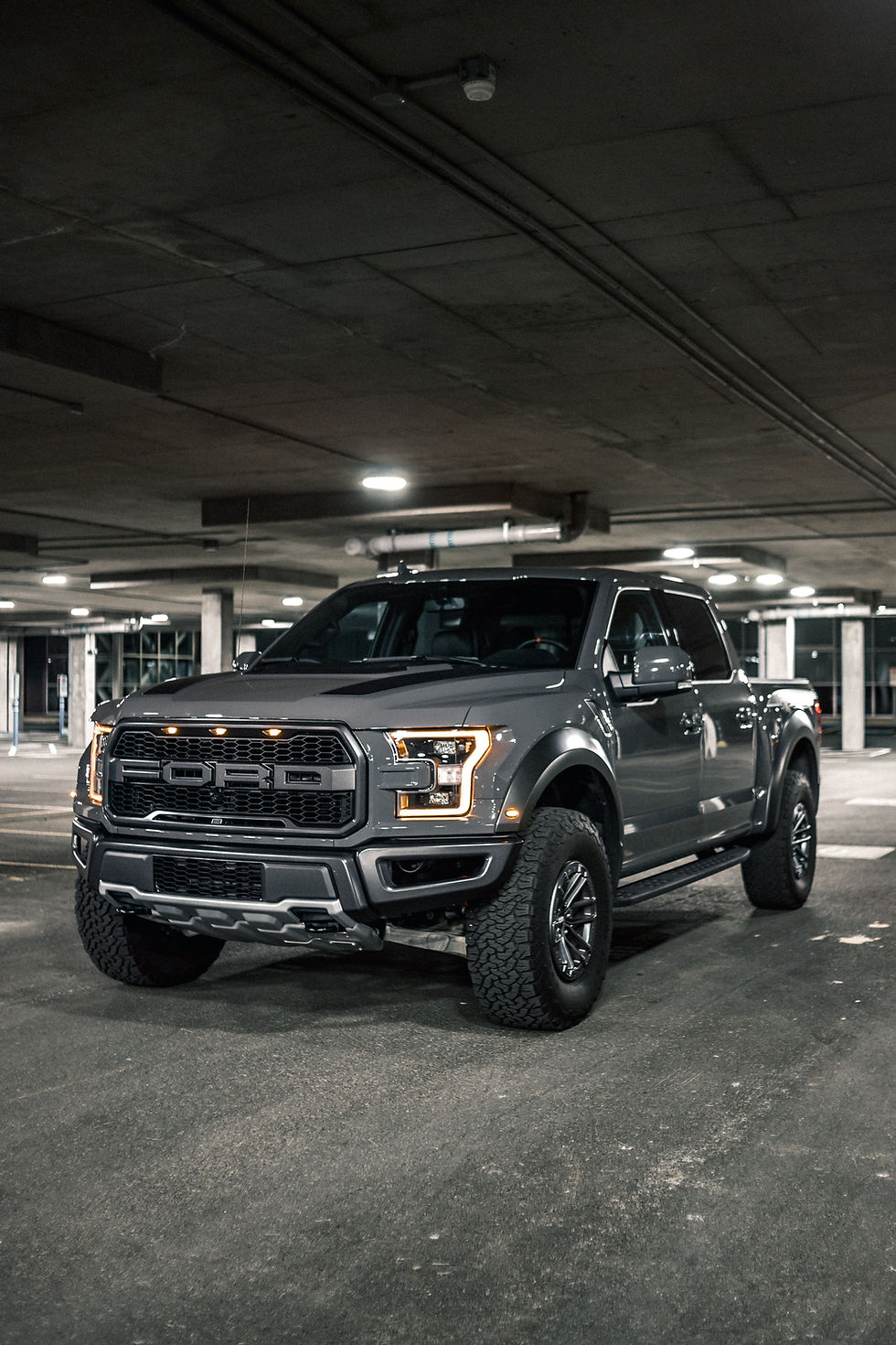 Ford SUV vehicle