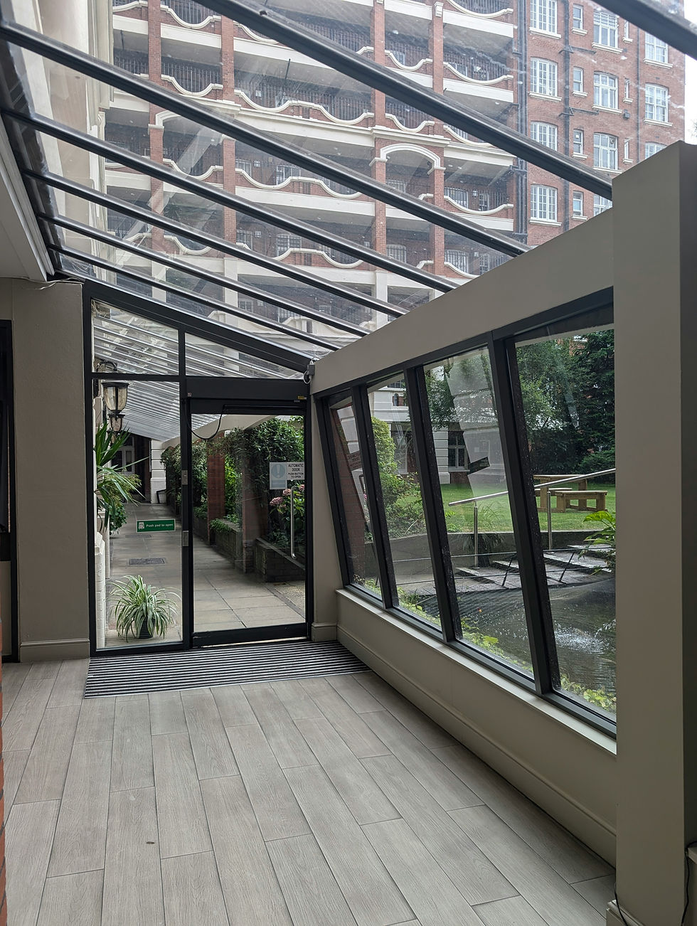 Bespoke Glass Rooms: Transforming Homes with Tailored Contemporary Extensions