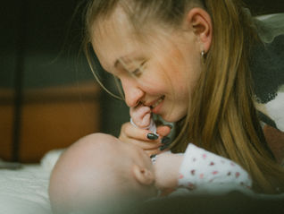 Let’s Stop Expecting “Normal” at 6 Weeks Postpartum – Our Bodies and Minds Deserve Better