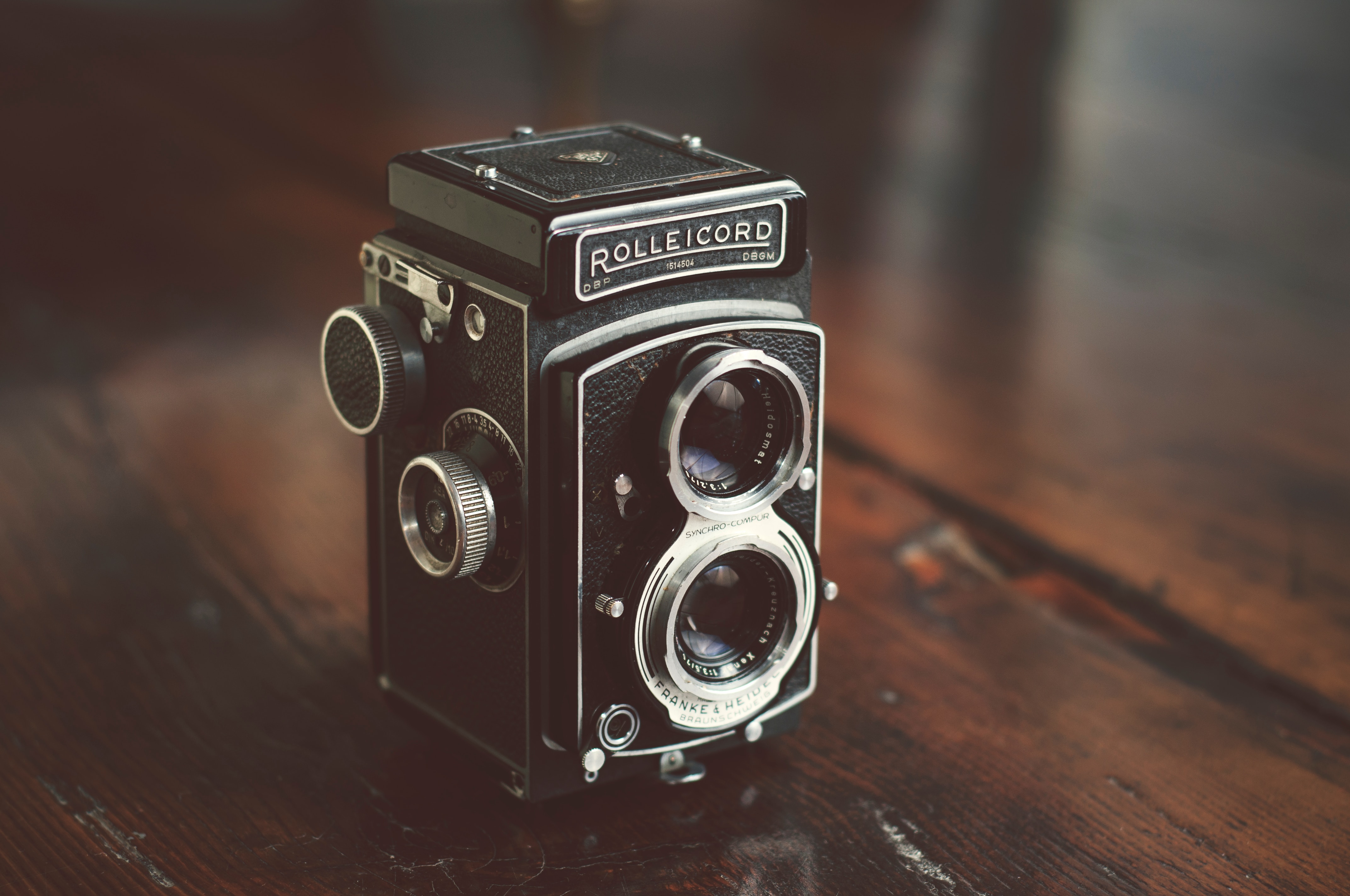 The best TLR camera? content media