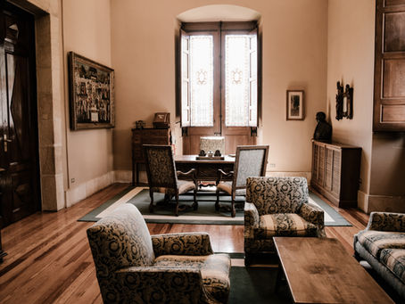 Why You Shouldn't Use Vinegar to Clean Your Hardwood Floor