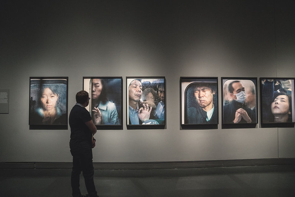 art expert