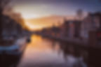 Image by Piotr Chrobot