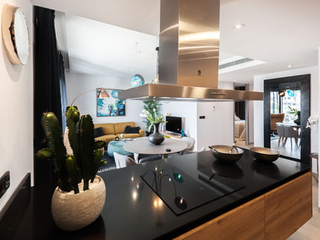 The Benefits of an Open-Concept Kitchen: How to Maximize Your Space