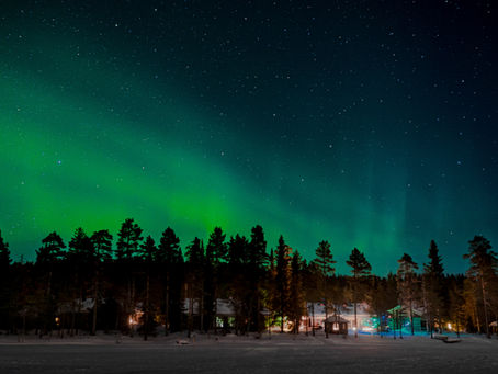 The Ultimate Rovaniemi & Lapland Travel Guide: Northern Lights, Husky Rides, Snowmobile Safaris & Perfect Itineraries